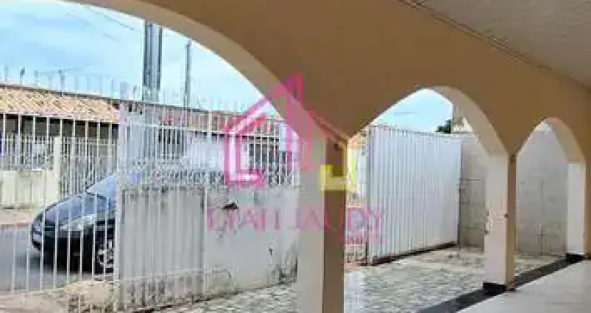 Casa à venda, Morada da Serra, Cuiabá-MT, CPA 4, 179 M² ÚTEIS, 3/4 SENDO 1 SUÍTE, 2 VAGAS, SALA AMP