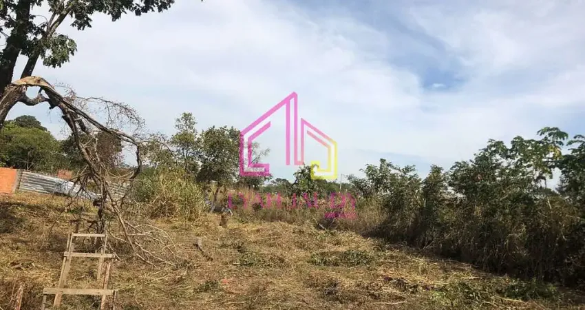TERRENO à VENDA no Jardim Universitário - Cuiabá-MT- 540 m2- murado, 14 x 38,60, EXCELENTE PARA INV