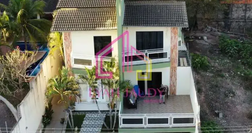 Casa à venda no Bairro Santa Cruz II, Cuiabá- MT, 308 m2 úteis, Placa Solar, ares cond.,  02 suítes