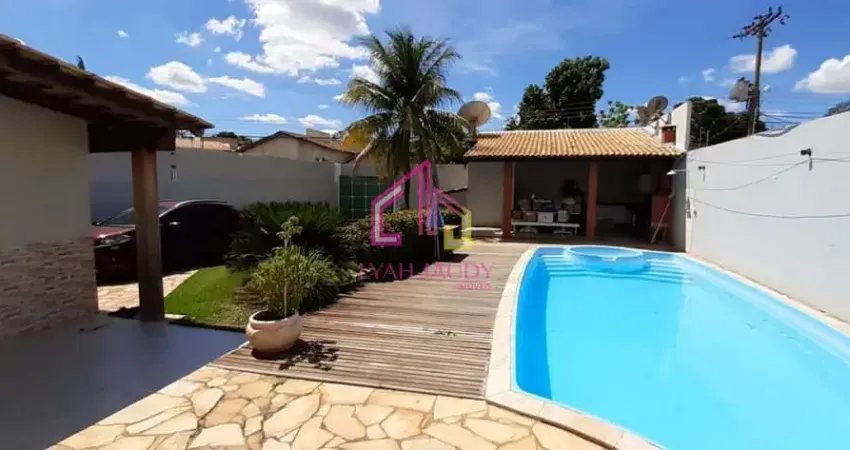 Casa térrea à venda no santa rosa, cuiabá, mt, 358 m², 5 vagas, 3 salas, 3/4 sendo 1 suíte,