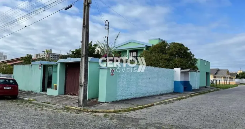 Casa com 2 quartos à venda na Aristides Fernandes, 155, Erechim, Balneário Arroio do Silva