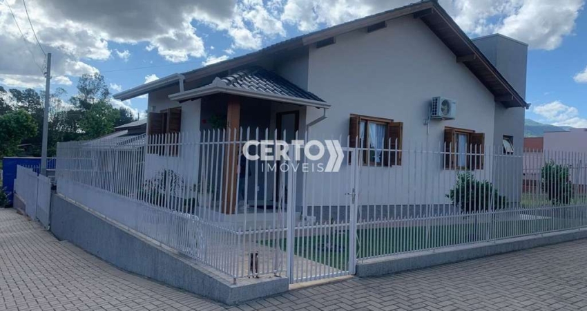 Casa com 2 quartos à venda na Avenida José Antônio de Oliveira Neto, 30, Centro, Araricá
