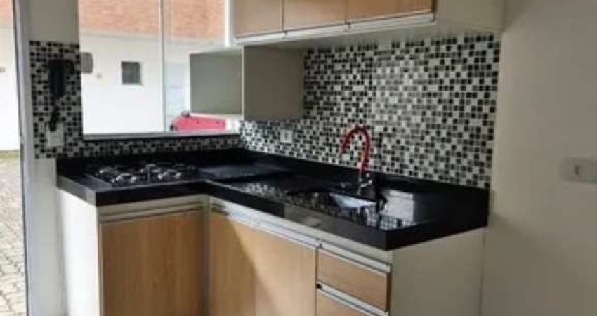 Apartamento à venda na Residencial Formosa, em Sorocaba-SP.