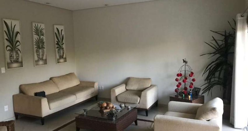 Sobrado à venda no Condomínio Residencial Granja Olga 1, em Sorocaba-SP.