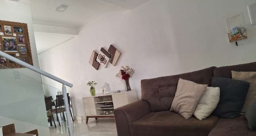 Sobrado à venda no Residencial Américo Figueiredo, em Sorocaba-SP.