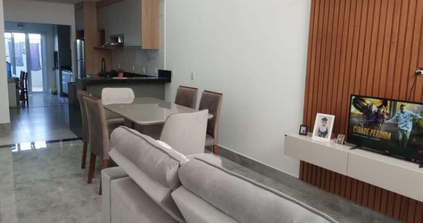 Casa à venda no Condomínio Horto Florestal Villagio, em Sorocaba/SP.