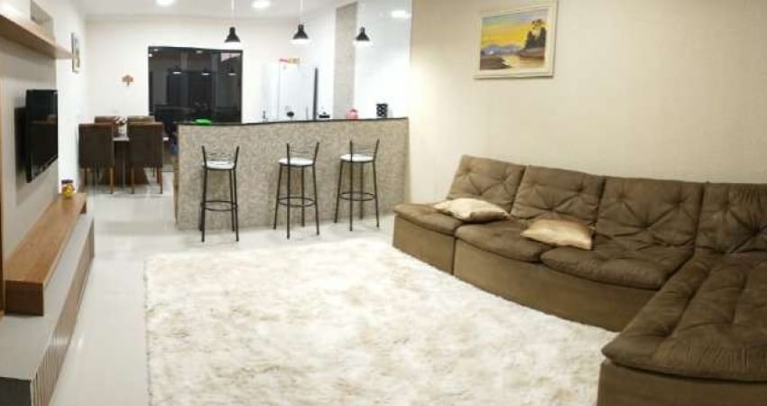 Casa térrea à venda no Parque Vista Bárbara, em Sorocaba-SP.