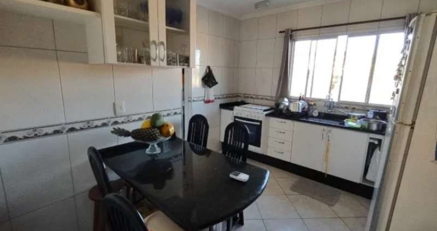 Apartamento à venda no Condomínio Edifício Bellini e Martins VIII, em Sorocaba-SP.