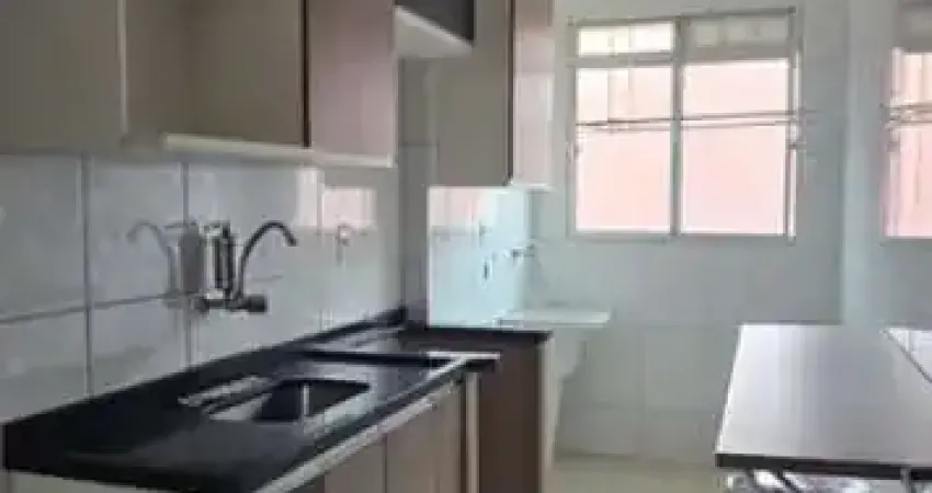Apartamento à venda no Condomínio Bosque das Araucárias 2, em Sorocaba-SP.