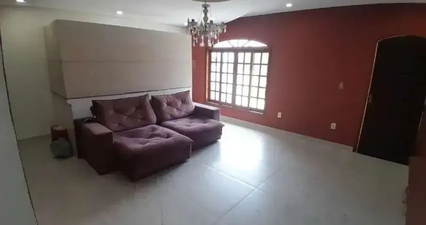 Casa com 3 quartos à venda na Rua Professora Nair Nogueira Jordão, 36, Jardim Maria Cristina, Sorocaba