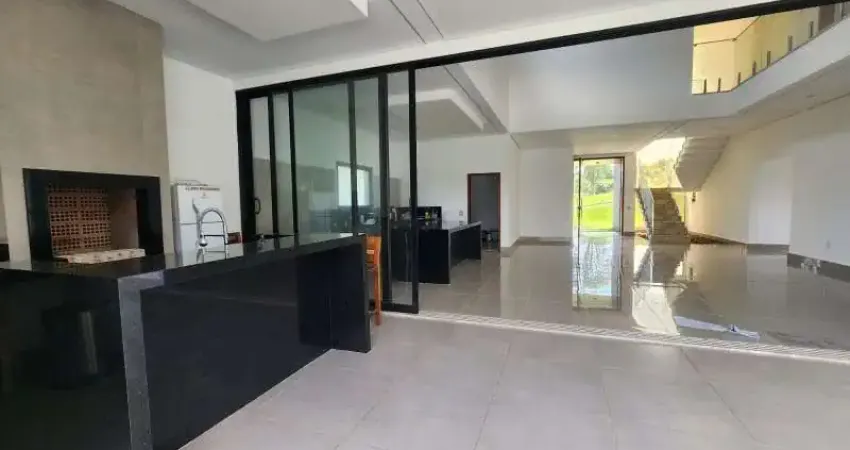 Sobrado à venda no residencial village ipanema ii, araçoiaba da serra- sp.