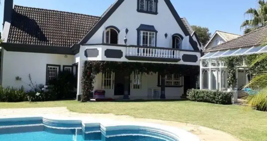 Casa de alto padrão à venda no condomínio lago azul, em araçoiaba da serra-sp.