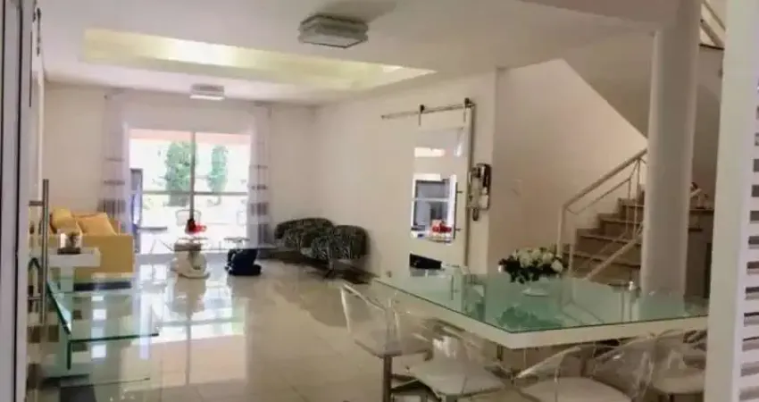 Sobrado à venda no condomínio granja olga i, em sorocaba-sp.