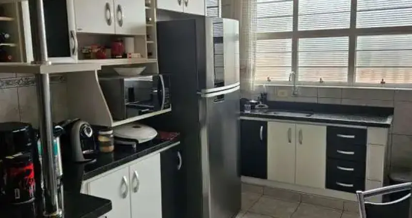 Casa com 3 quartos à venda na Rua José Maria Marques, 39, Jardim Itanguá, Sorocaba