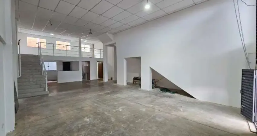 Galpão comercial para alugar no wanel ville com 200m², em sorocaba-sp.