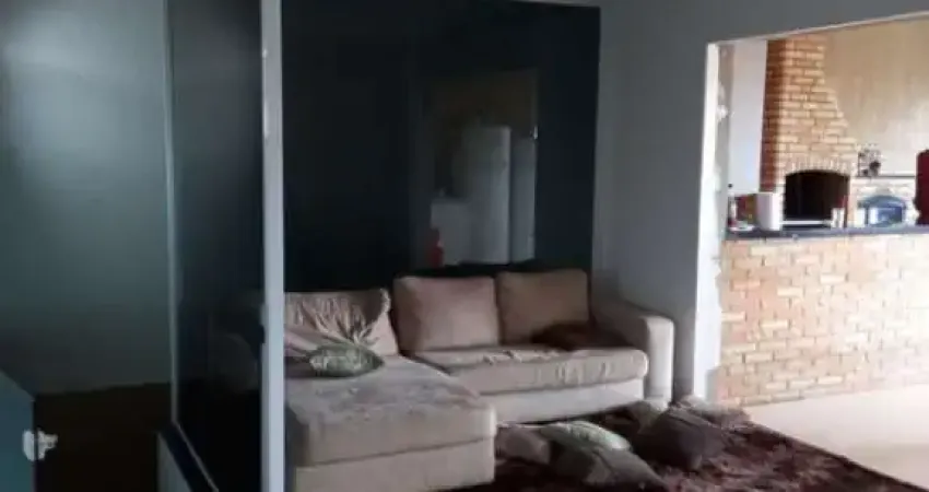 Casa com salão comercial à venda no Jardim Residencial Imperatriz, em Sorocaba-SP