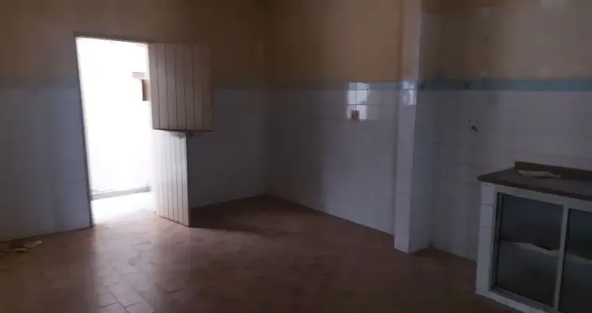 VENDO LINDA CASA EM GARAPU-CABO, PRÓXIMO AO SHOPPING COSTA DOURADA.