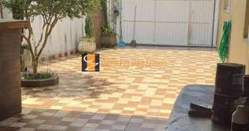 Casa Terrea  3 dorms, 240 m² - Bairro Mauá - S.C.Sul - Estuda Permuta