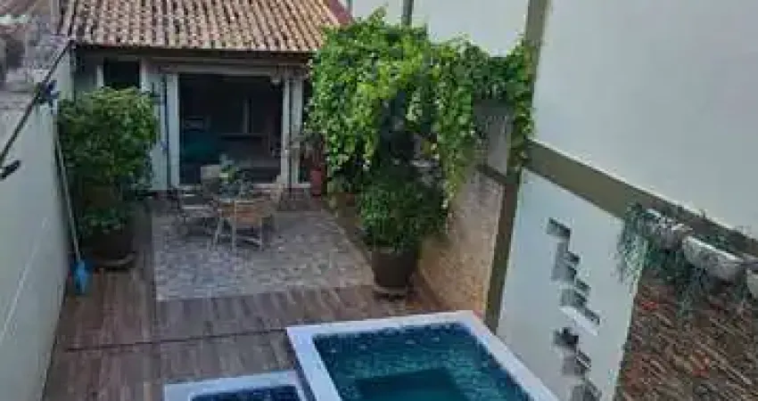 Casa Assobrada com piscina 310m² 3 dorms - Santa Maria- Santo Andre