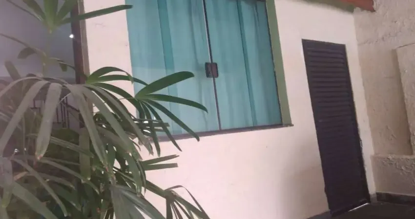 Casa com 2 quartos à venda na Rua Engenheiro Armando de Arruda Pereira, Cerâmica, São Caetano do Sul