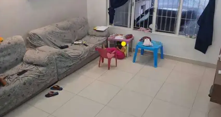 Belo sobrado à venda localizado na Rua São Manoel, na charmosa Vila Galvão 2 quartos, incluindo 1 suíte