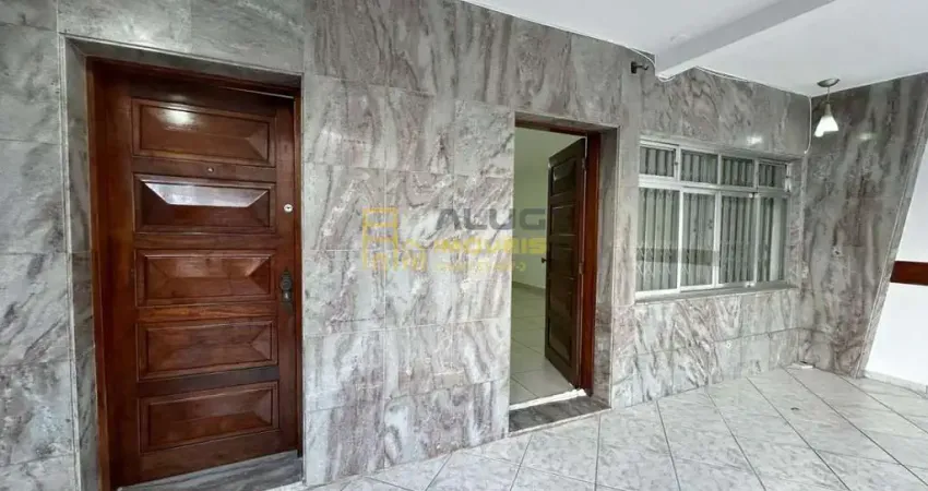 Casa com 3 quartos para alugar na Rua Itápolis, Vila Osasco, Osasco