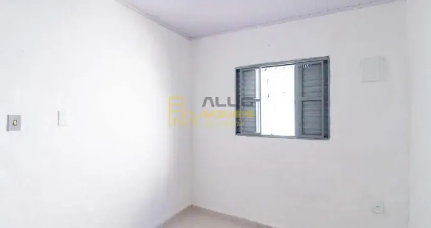 Locação em Osasco: Casa Aconchegante por R$820!