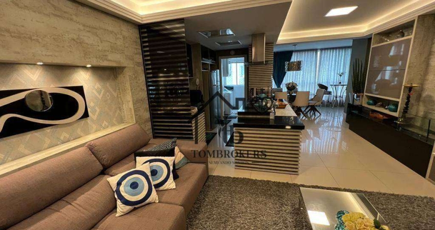 Apartamento a venda com grande diferencial (Piscina Privada) em Balneário Camboriú.