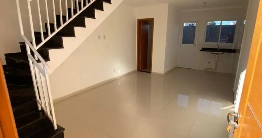LINDO SOBRADO NO ITAIM PAULISTA, EM CONDOMÍNIO FECHADO, POR UM PREÇO ESPETACULAR!!!!