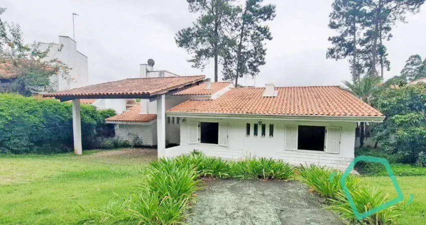 Casa com 3 dormitórios à venda, 237 m² por R$ 1.300.000,00 - Granja Viana - Carapicuíba/SP