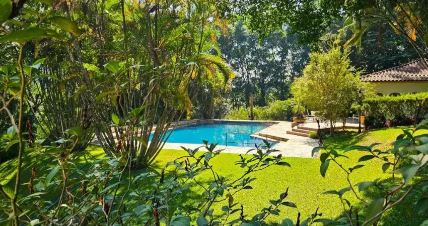 Casa com 4 dormitórios à venda, 777 m² por R$ 4.900.000 - Granja Viana - Carapicuíba/SP