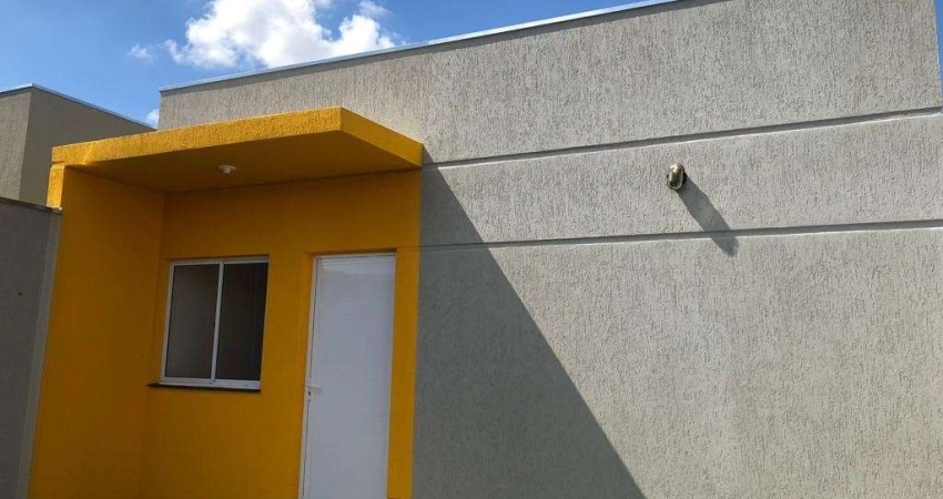 Casa nova para venda no Parque das Oliveiras, 2 dormitorios, ótimo acabamento, amplo quintal em 160 m2 de área total