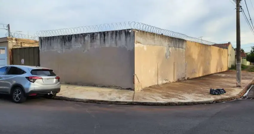 Oportunidade. Terreno para venda no Jd Independência, próximo ao Quartel de Bombeiros, com 400 m², murado, portao e pronto para construir