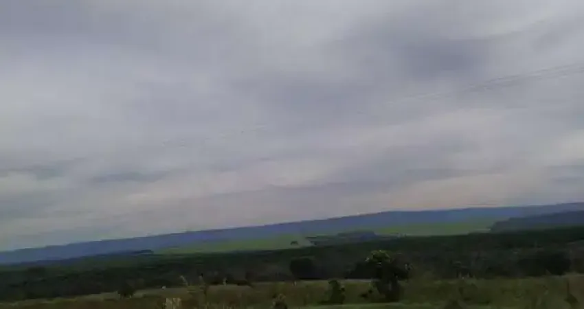 Fazenda para venda na região de Franca-SP com 46 alqueires, muito boa de agua, benfeitorias, aproveita para plantio 15 alqueires