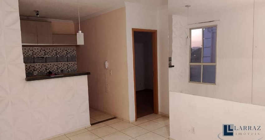 Apartamento para locação no Ipiranga em frente a TRANSERP, Cond Parque das Roseiras, inteiro reformado, 2 dormitórios, lazer e portaria 24h