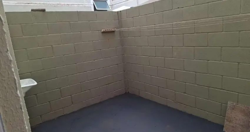 Apartamento novo terreo com quintal para venda no Jd. Ouro Branco, Condominio Prata, 2 dormitórios, 51 m2, 2 vagas, lazer completo no condomi