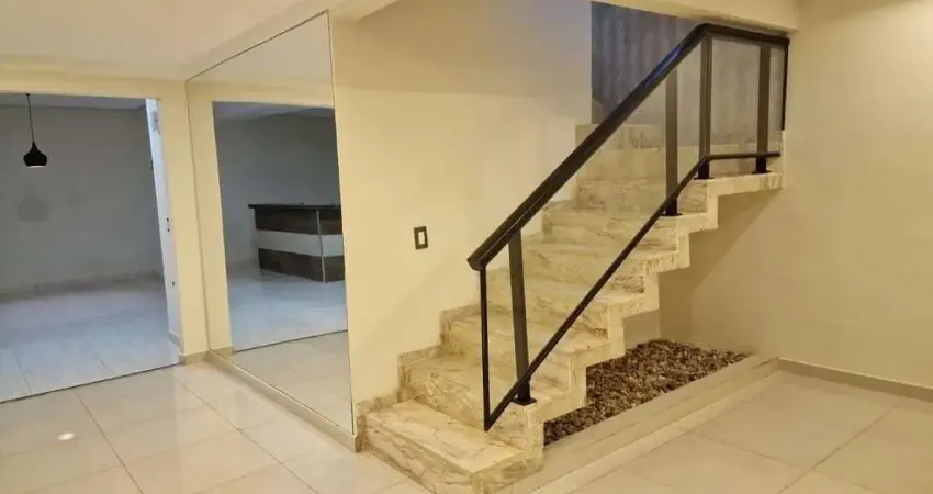 Lindo sobrado para venda no charmoso Condominio Evidence no Guapore, Zona Sul, 4 dormitorios com 1 suite, inteira reformada, excelente acabamento