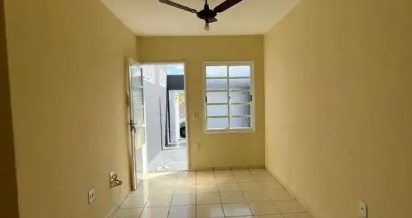 Casa mais salao comercial para venda no cristo redentor, 2 dormitorios, murada, amplo quintal, 74 m2 construidos em um terreno de 160 m2