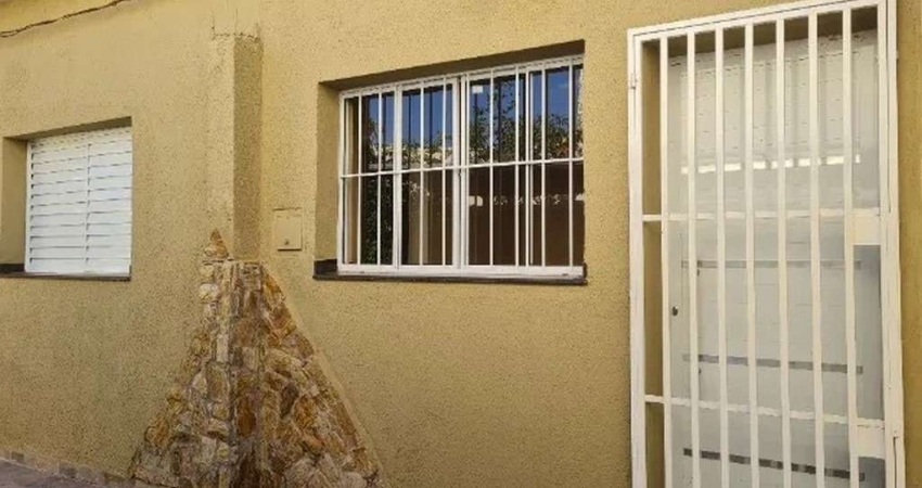 Casa para venda em vila fechada na Vila Tiberio, ótima localização na Rua Santos Dumont, 3 dormitorios com 1 suite em 115 m2 construidos