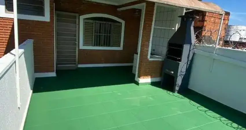 Ótimo sobrado reformado para venda nos Campos Eliseos, 3 dormitorios com 1 suite, terraço gourmet em 95 m2 total
