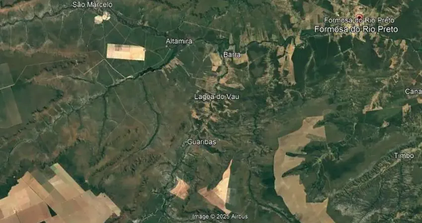 Fazenda em mata nativa mais pastagem para venda em Formosa do Rio Preto-BA com 1.000 hectares, 33 km da cidade e do aeroporto, corrego na divisa