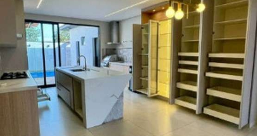Linda casa nova para venda na Zona Sul, Cond Vivendas da Mata, Ilha Aroeira, 3 suites sendo 1 master, gourmet e piscina em 162 m2 construidos, lazer c