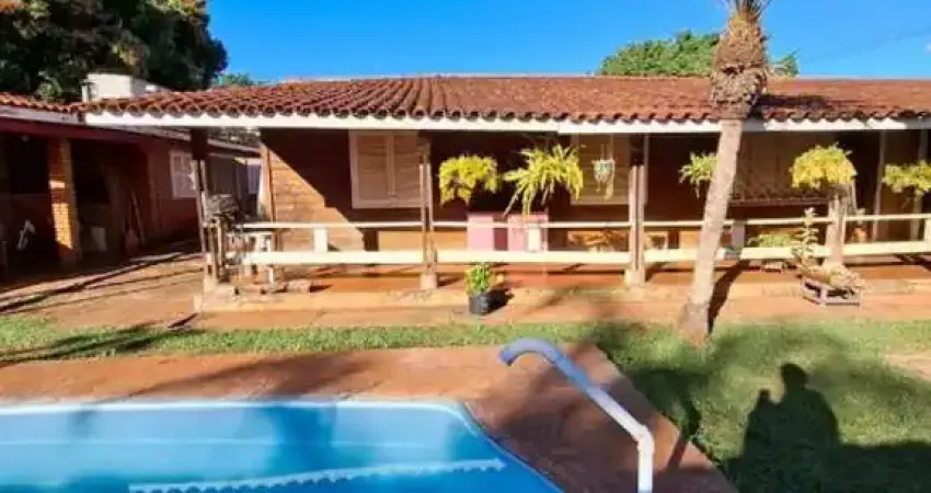 Casa com ótima vocação comercial para venda no jd canada, marginal da pres. vargas, 3 dormitorios com suíte, gourmet e piscina em 600 m2 total