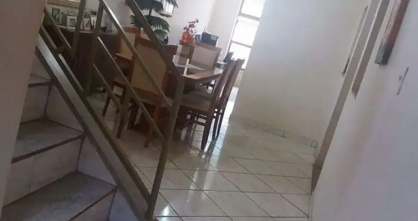 Amplo sobrado para venda no planalto verde, ótima localização, 3 dormitorios sendo 1 suite, varanda gourmet em 251 m2 construidos