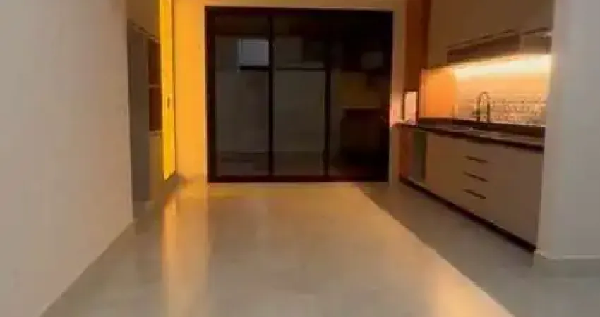 Linda casa nova alto padrão para venda no recreio das acacias, cond. villa romana 2 com 3 suites mais escritório em 250 m2 total, lazer completo