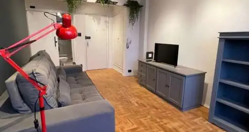 Lindo apartamento para venda no centro, ed das bandeiras, totalmente reformado, 2 dormitorios em 94 m2 privativos