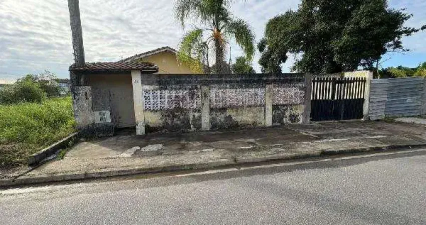 Oportunidade. casa para venda em peruibe-sp na estancia dos eucaliptos, 3 dormitorios, 2 wc, 143m2 construidos em um terreno de 360 m2.(*somente a vis