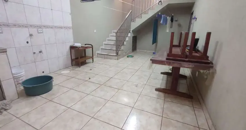 Excelente sobrado para venda no planalto verde, 3 dormitorios sendo 2 suites e 1 master, varanda gourmet em 255 m2 construidos