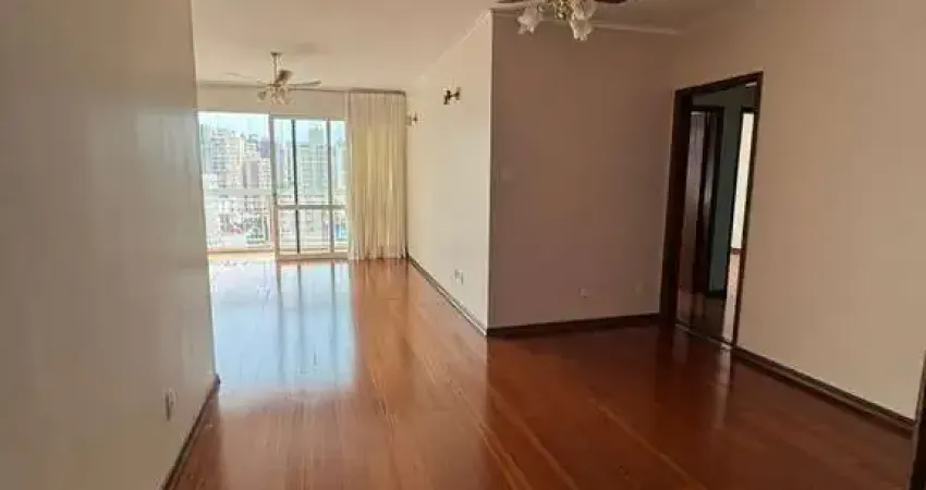 Ótimo apartamento reformado para venda no centro, em ótima localização na são jose, 3 dormitorios sendo 1 suite, sacada, 1 vaga de garagem em 134 m2 d