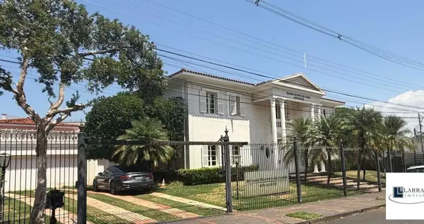 Mansão luxuosa para locação no Jd. Sumare, vocação comercial, na melhor localização, 10 salas, 10 vagas em 506 m2 construidos.